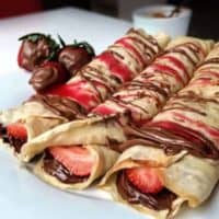 Nutella Strawberry Love Crepes | https://cafedelites.com