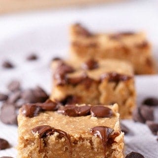 Fudgy Banana Blondies - Cafe Delites
