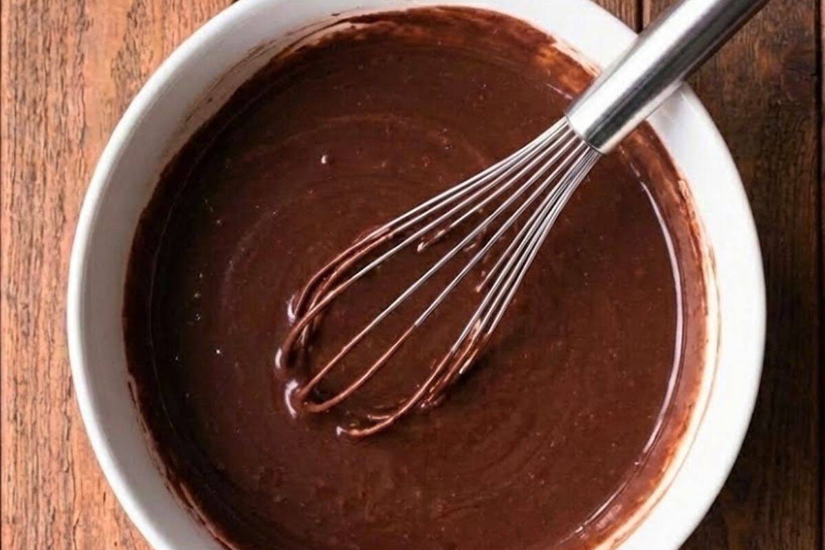 Whisk all chocolate crepe ingredients in a bowl until smooth - 3