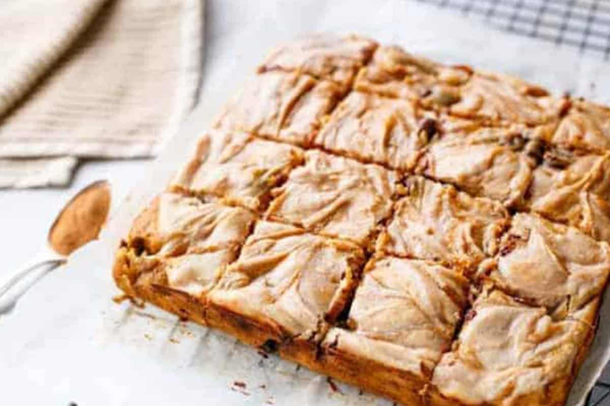 Sliced Pumpkin Blondies. - 10