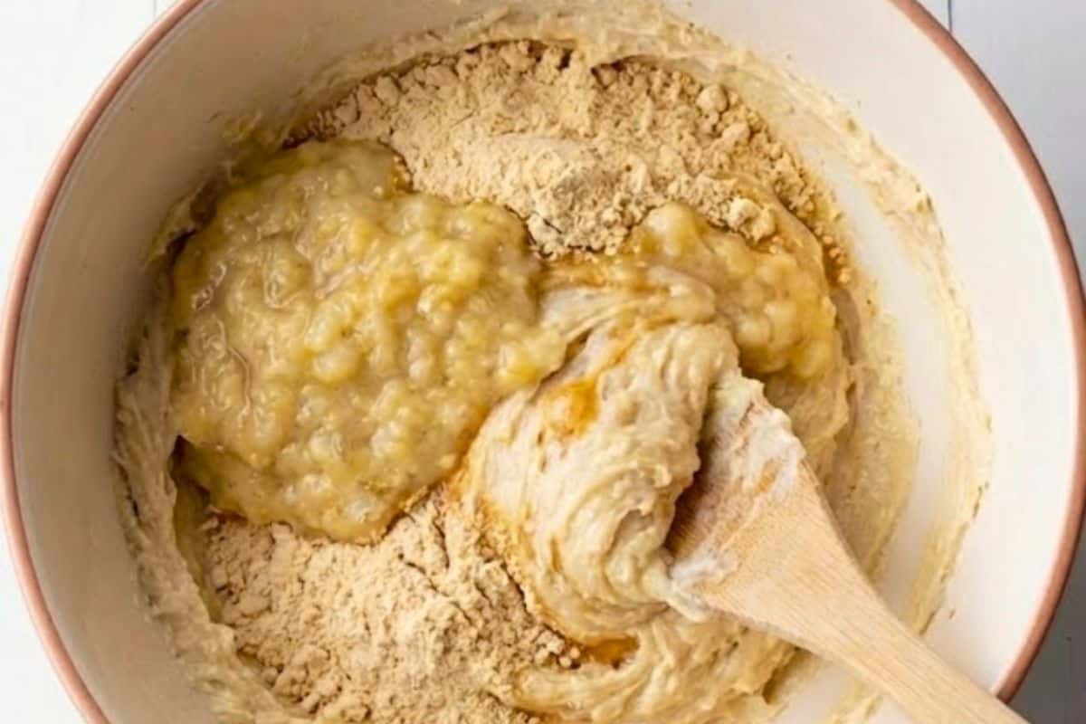 Add the mashed bananas and the powdered or regular peanut butter - 5