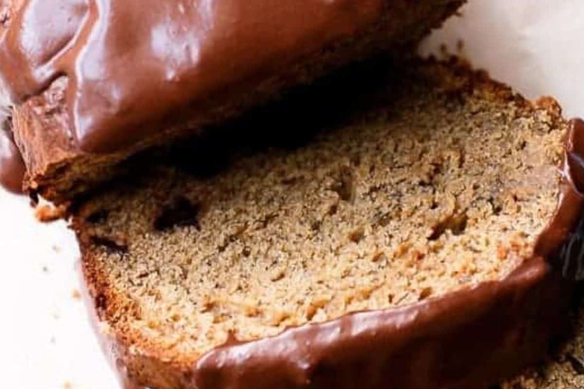 Mix the cocoa powder, peanut butter, sugar, and warm water until smooth. Add a little more water only if you need to adjust the consistency - 8