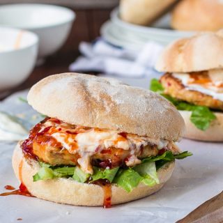 Sweet Chilli and Sour Cream Chicken Burgers