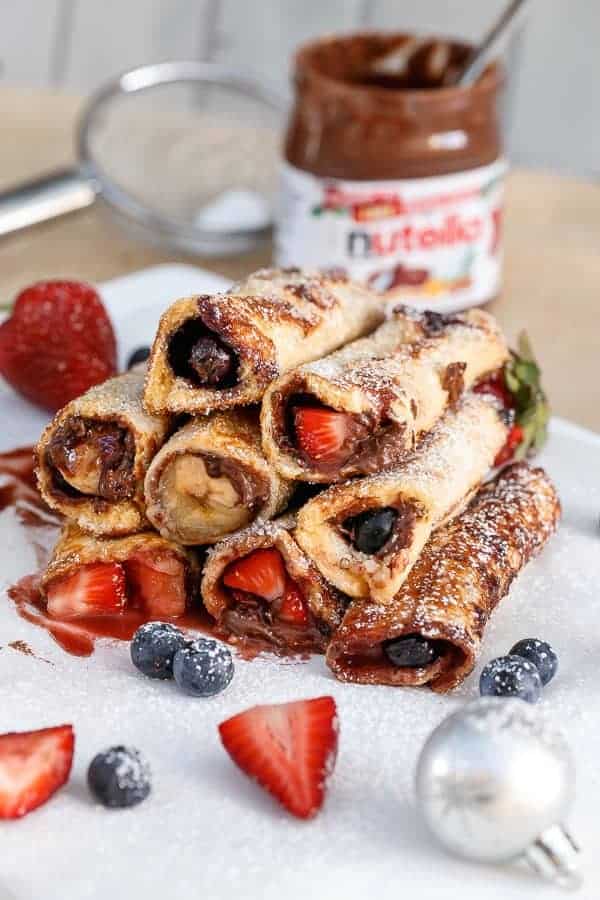 Nutella Fruit French Toast Cannoli | https://cafedelites.com