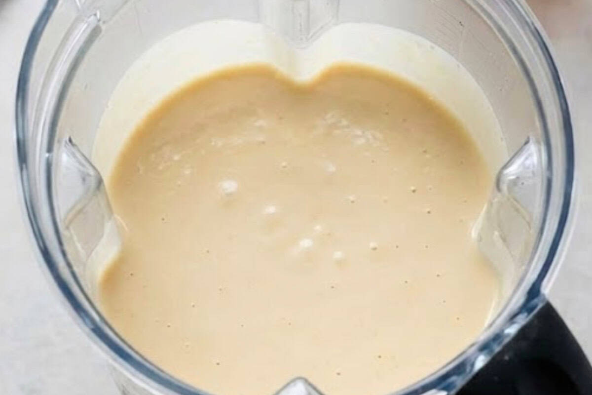 Combine all crepe ingredients in a blender