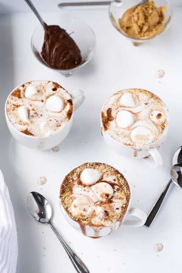 Peanut Butter Nutella S'mores Hot Chocolate by http://cafedelites