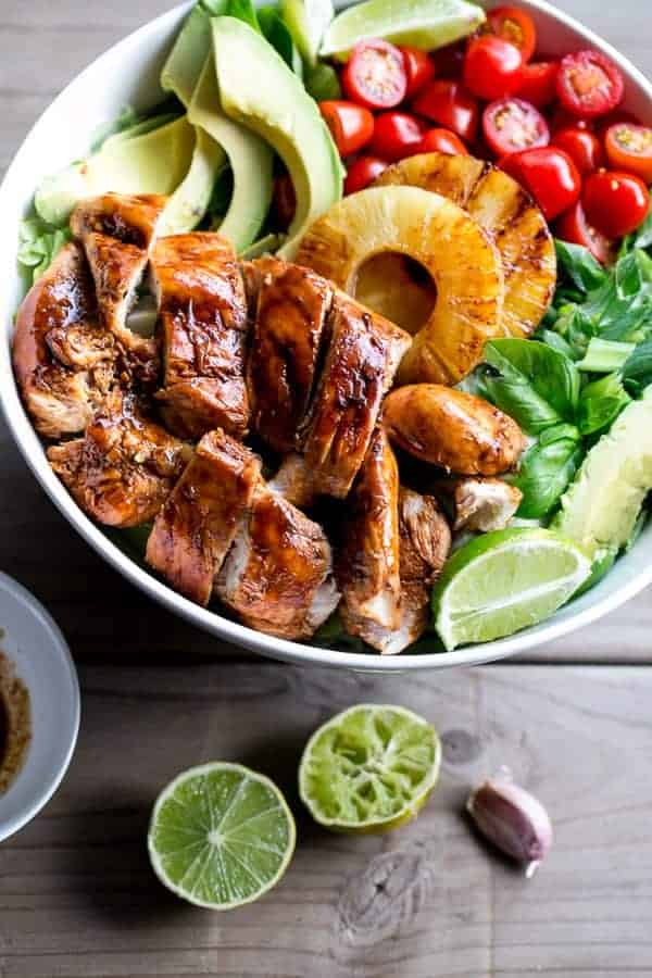 Garlic and Lime Bbq Chicken Salad | https://cafedelites.com