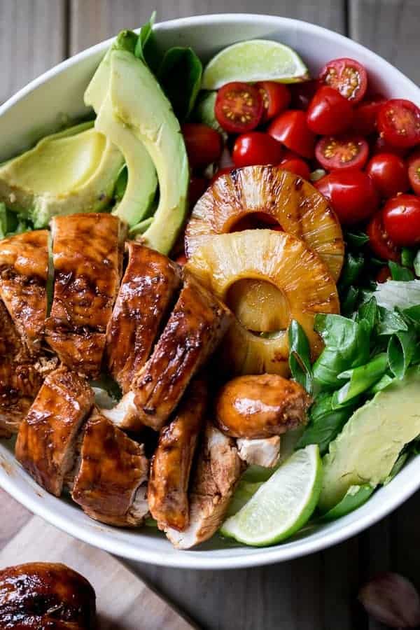 Garlic and Lime Bbq Chicken Salad | https://cafedelites.com
