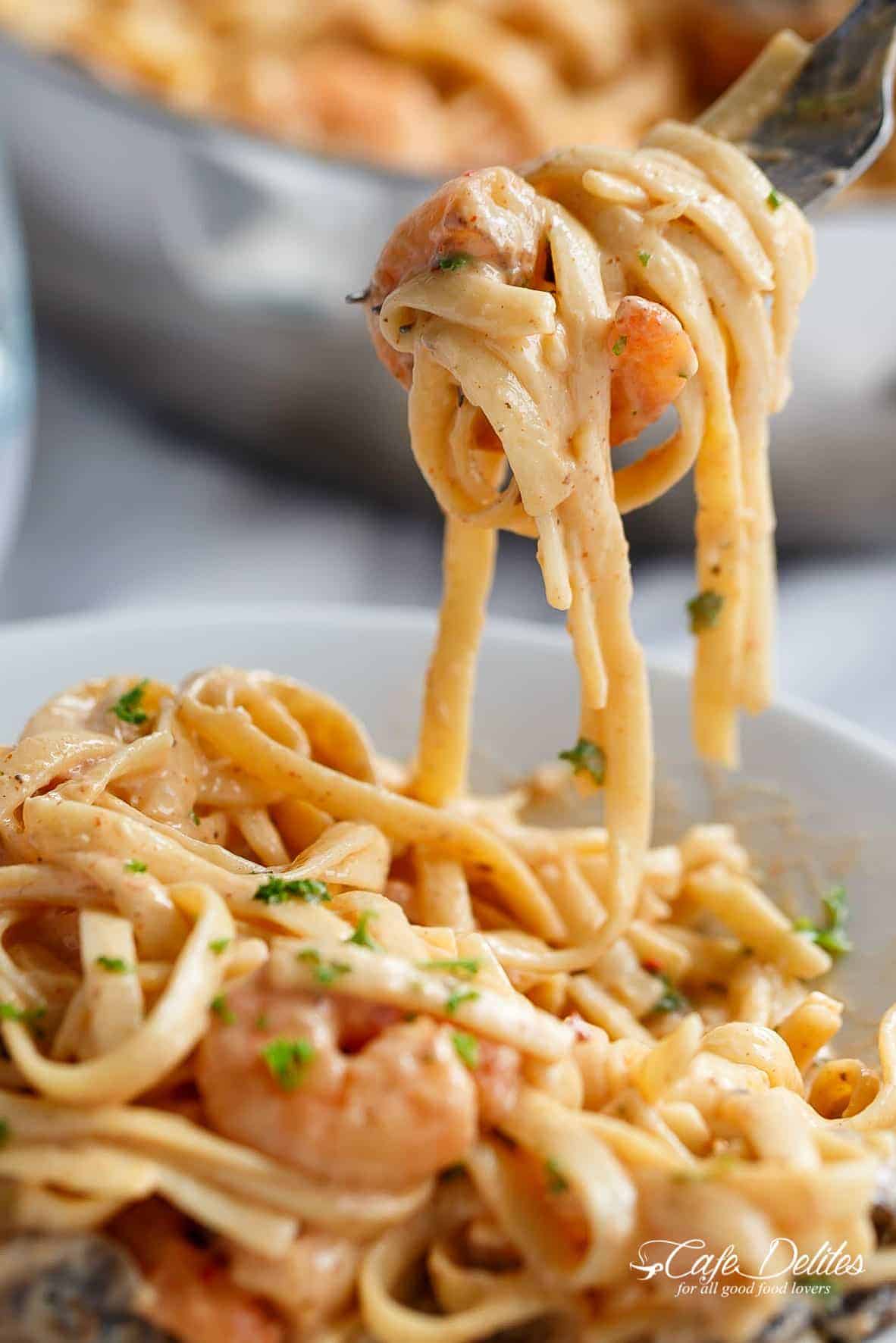 Creamy Garlic Shrimp Pasta - Mel's Kitchen Cafe