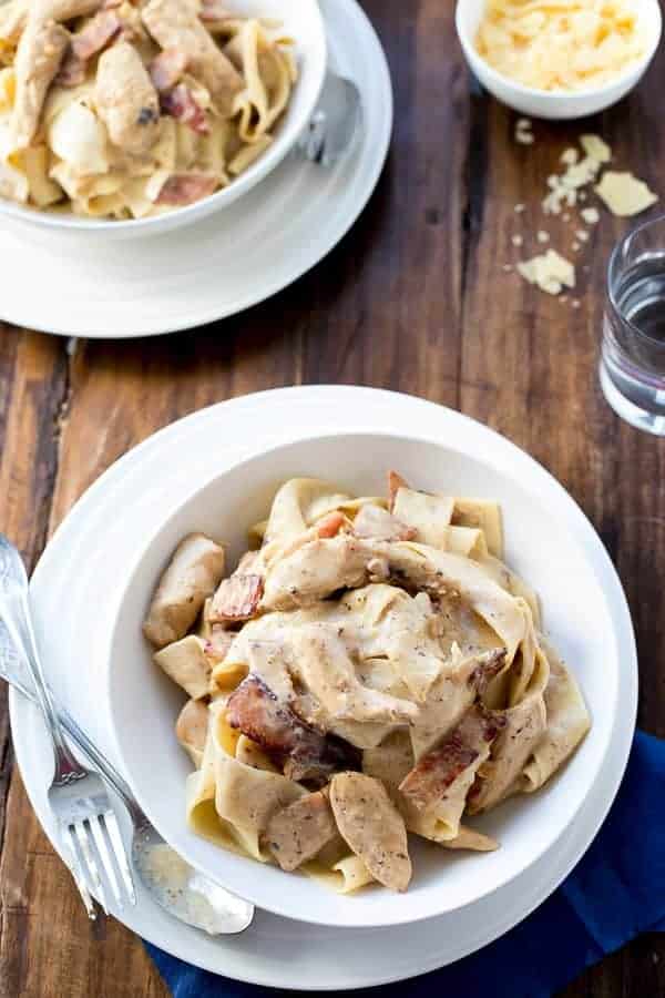 Lightened Up Chicken Carbonara | https://cafedelites.com