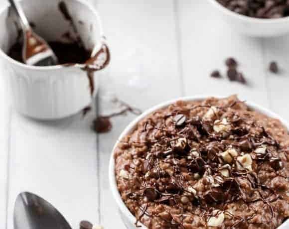 Nutella Hot Chocolate Oatmeal | https://cafedelites.com