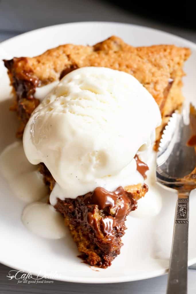 Nutella Skillet Cookie with ice cream scoop