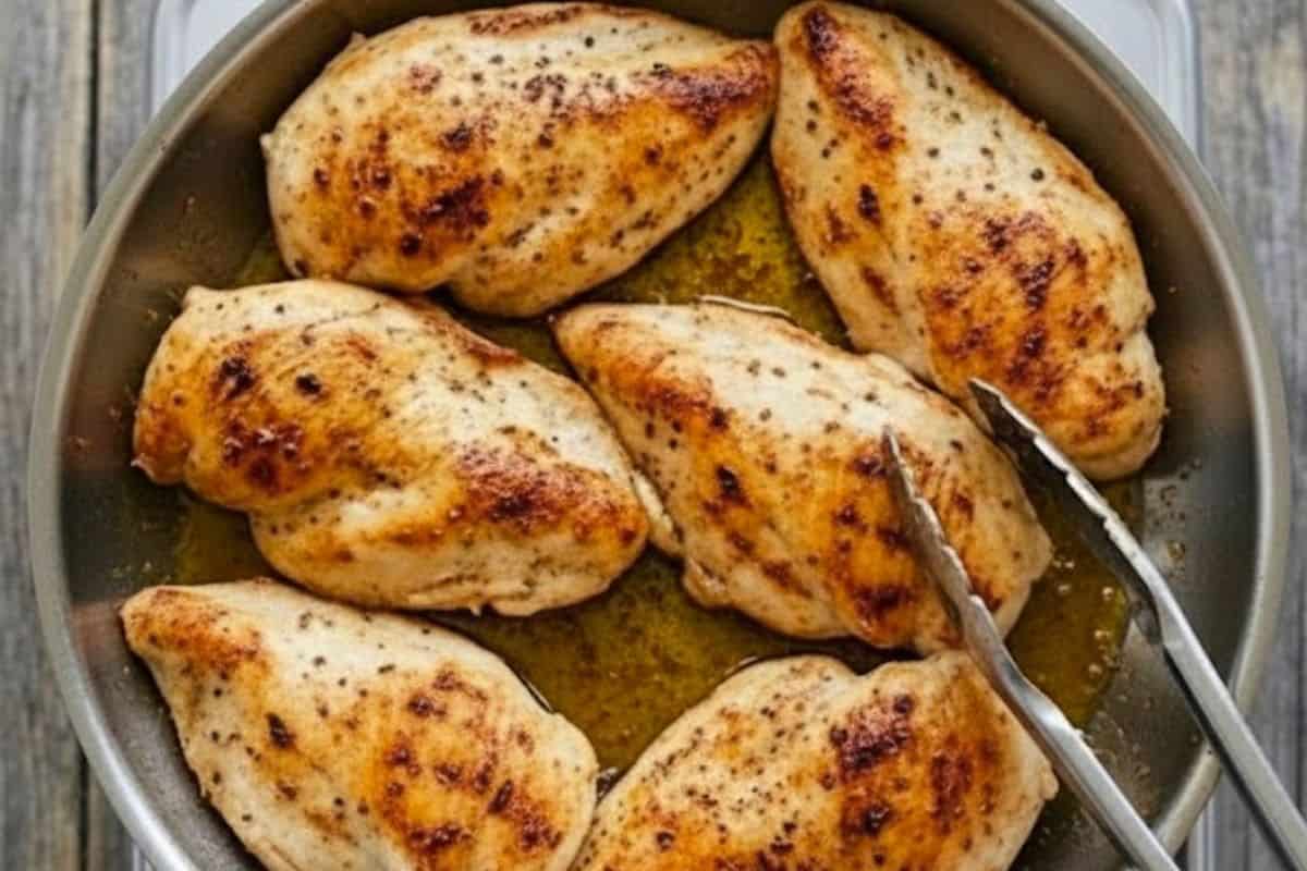 Place chicken in a skillet with oil, balsamic vinegar, lemon juice, stock powder and garlic. Sear until the pieces are browned - 5
