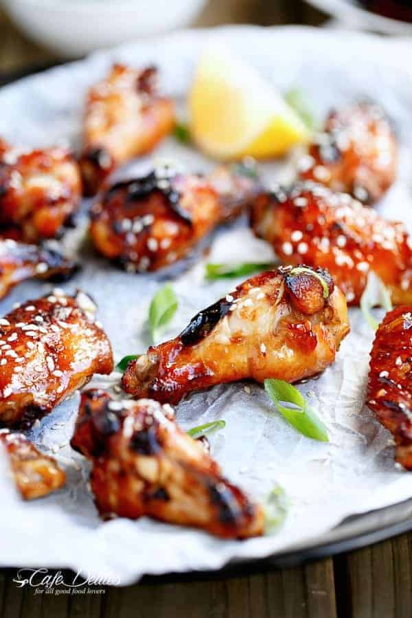 Sticky Honey Sesame Chicken Wings | https://cafedelites.com