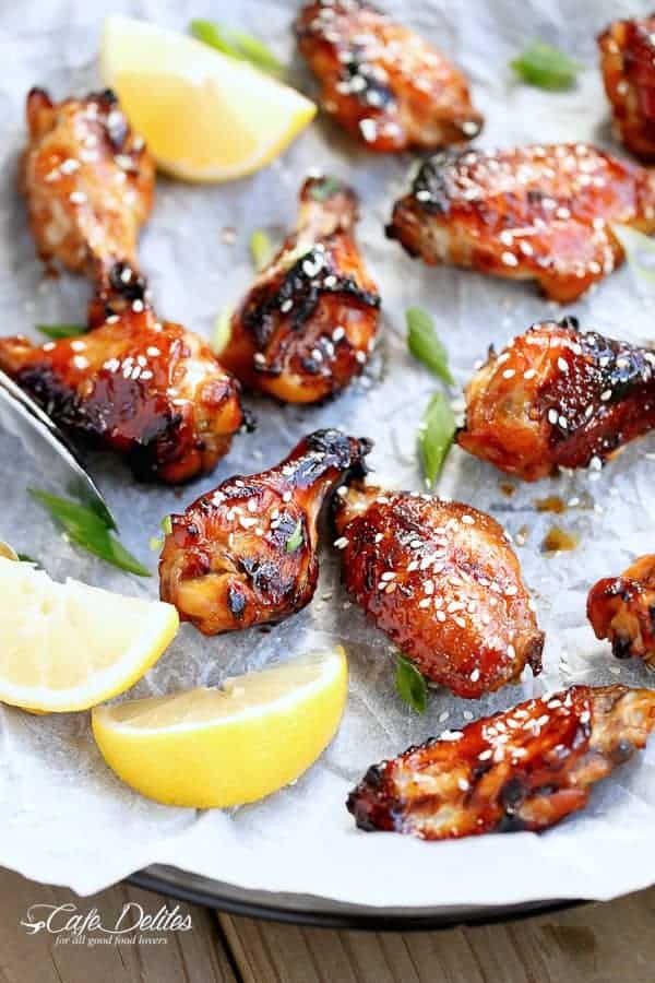 Sticky Honey Sesame Chicken Wings | https://cafedelites.com