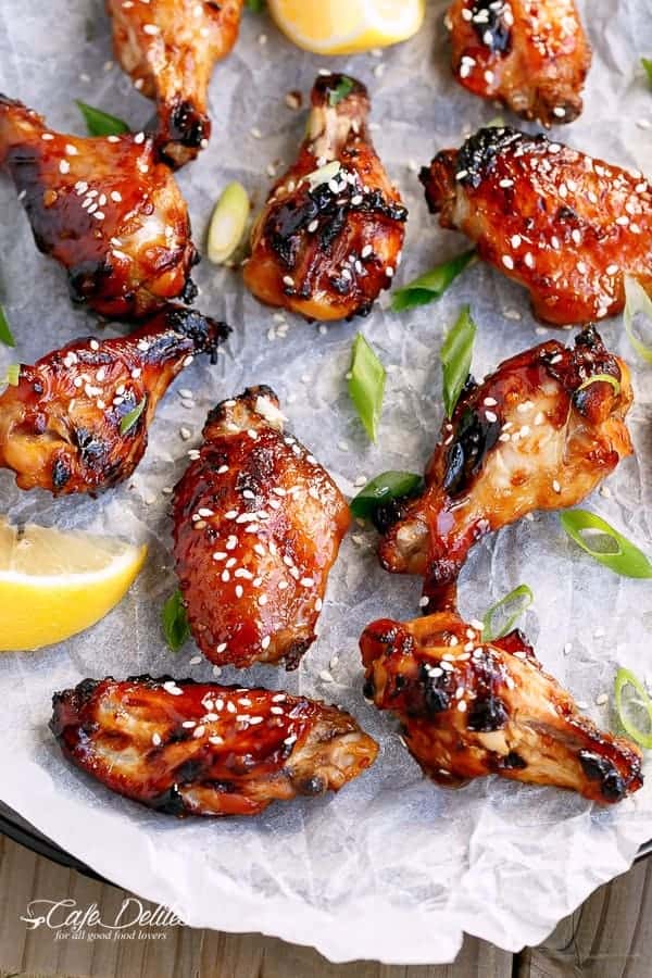 Sticky Honey Sesame Chicken Wings | https://cafedelites.com