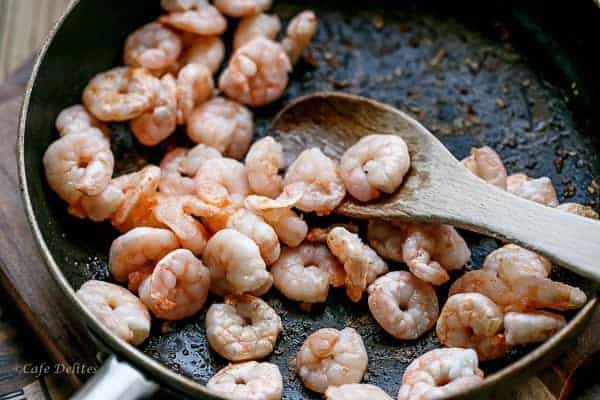 fried to crispy perfection in a Thai flavoured Coconut broth with a hint of Lemongrass Thai Style Prawn (Shrimp) and Avocado Noodle Bowls