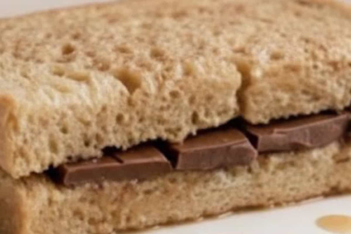 Let the sandwiches rest for 5 minutes on one side, then gently flip and soak for another 5 minutes to absorb  - 6