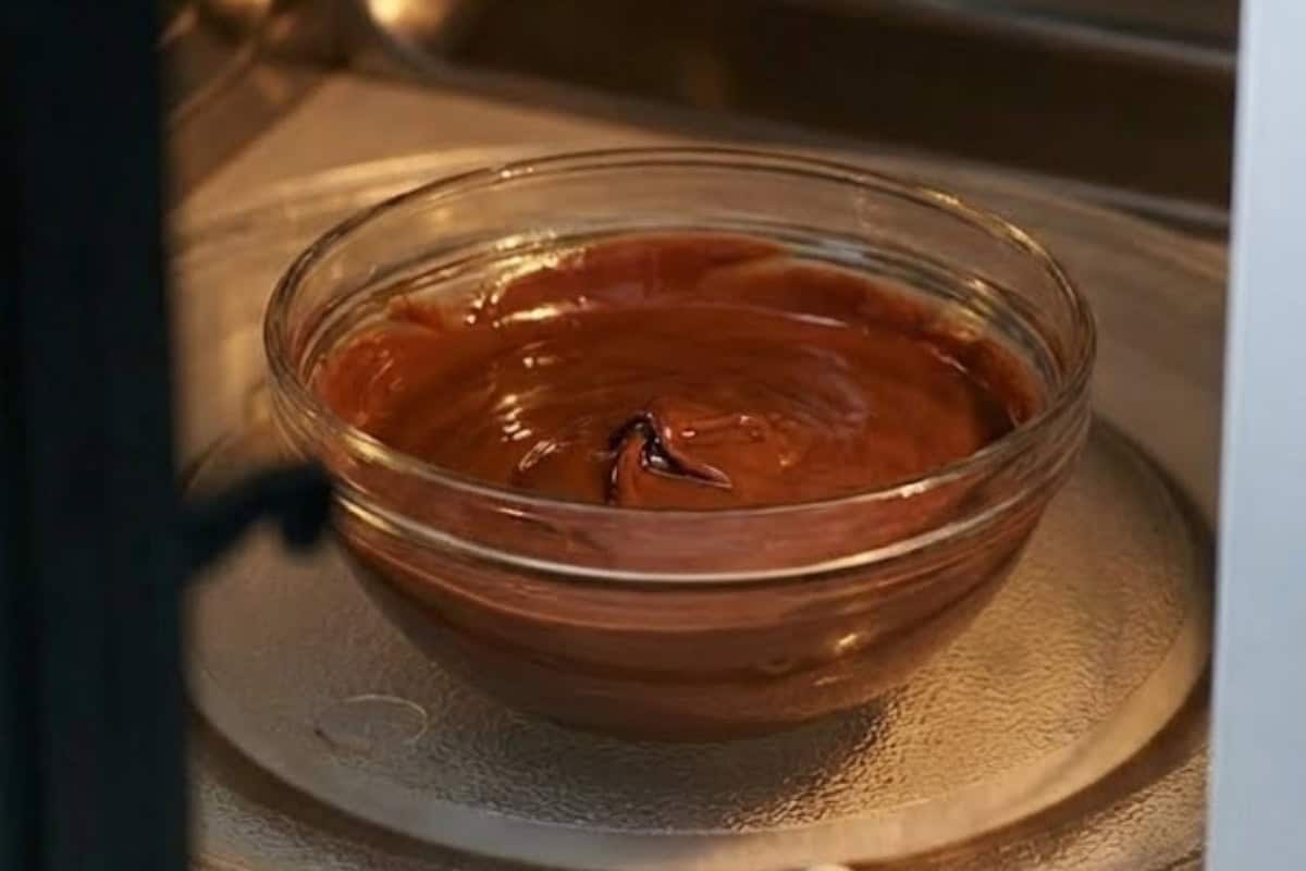 Melt Nutella in the microwave for 30 seconds - 8