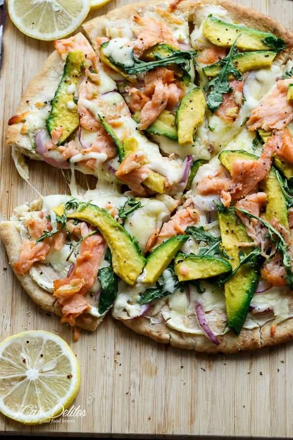 Smoked Salmon and Avocado Pizza | https://cafedelites.com