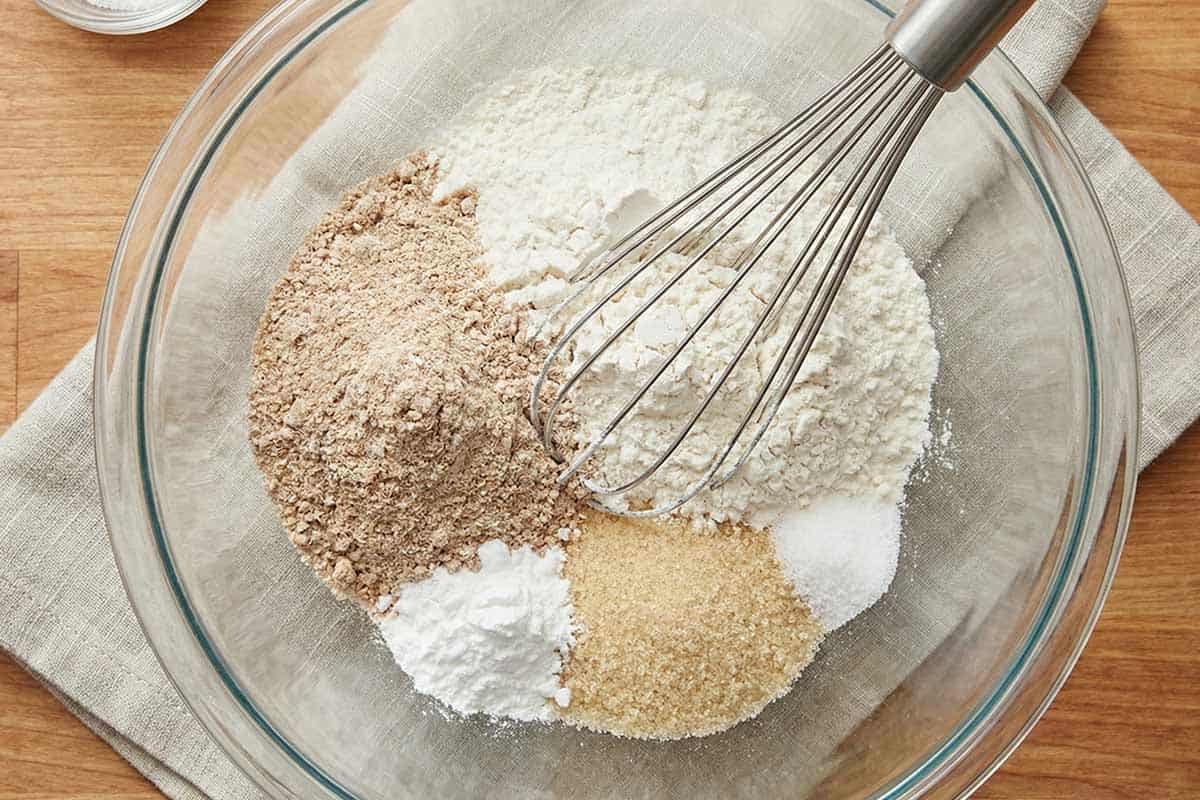 Whisking all the dry ingredients in a bowl. - 3