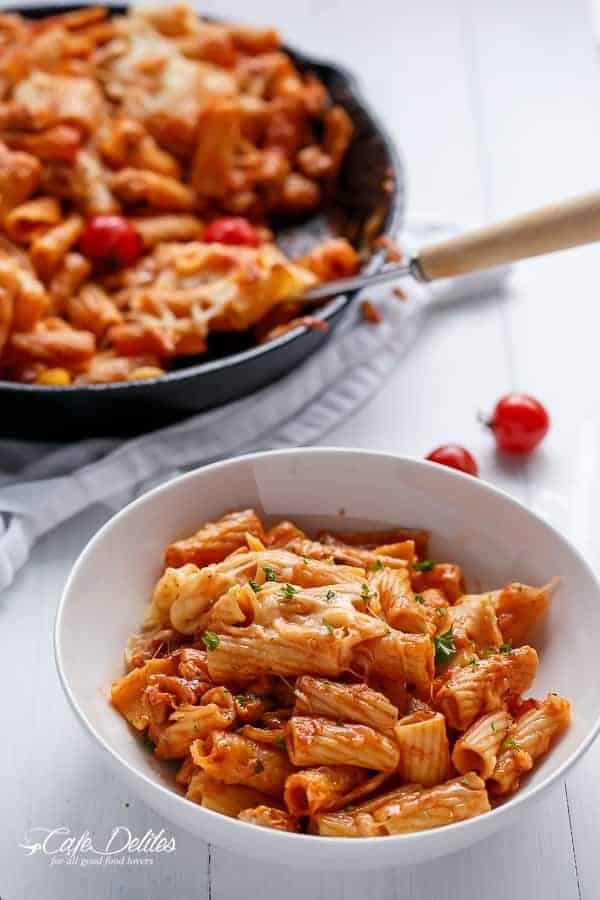 Cheesy Chicken and Roasted Tomato Mozzarella Pasta Bake | https://cafedelites.com