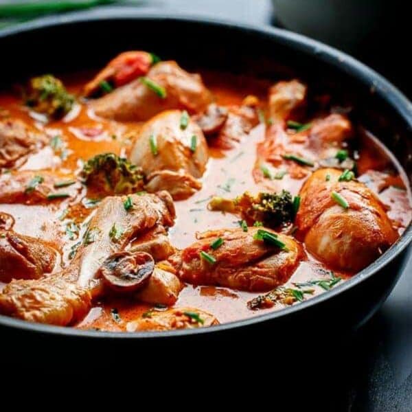 Creamy Tomato Chicken Drumsticks in a pan