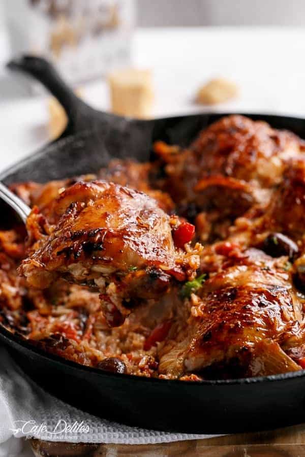 One Pot Italian Sundried Tomato Chicken and Rice | https://cafedelites.com