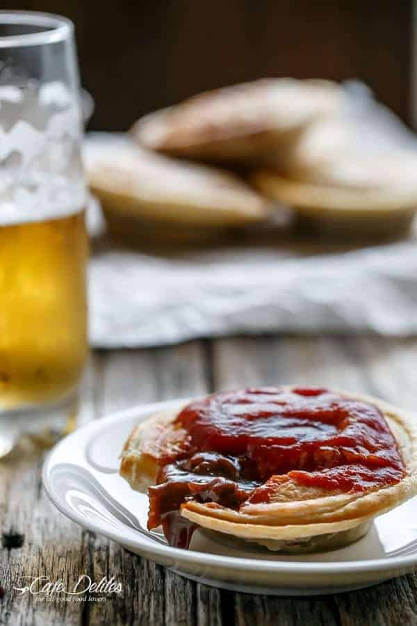 Slow Cooker Steak and Gravy Pies | https://cafedelites.com