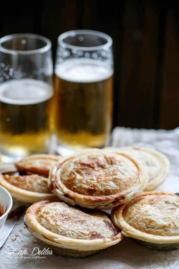 Slow Cooker Steak and Gravy Pies | https://cafedelites.com