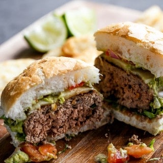 Carne Asada Guacamole Burgers | https://cafedelites.com