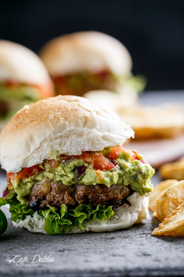 Carne Asada Guacamole Burgers | https://cafedelites.com