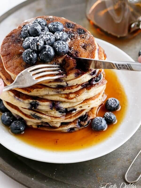 Blueberry Ricotta Pancakes | https://cafedelites.com