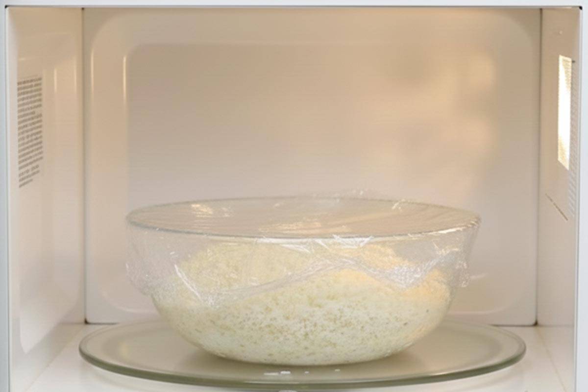 Placed the bowl of cauliflower in the microwave oven.