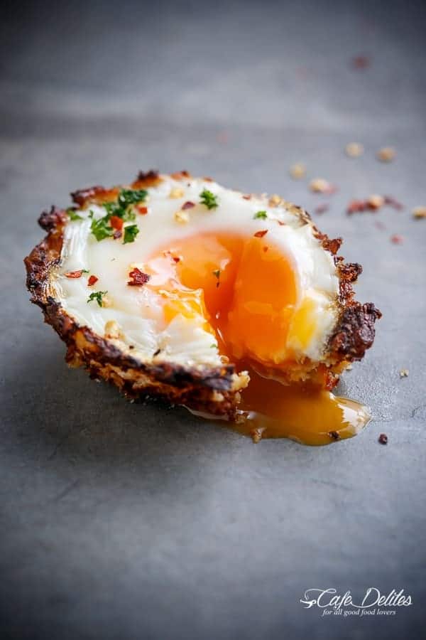 Cauliflower Hash Brown Egg Cups (Low Carb + Gluten Free) | https://cafedelites.com