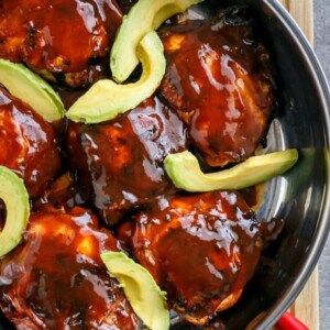 Crispy Barbecue Buffalo Chicken Thighs with Avocado in a pan