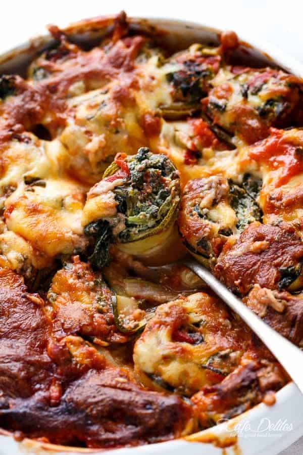 Spinach and Ricotta Zucchini Cannelloni | https://cafedelites.com