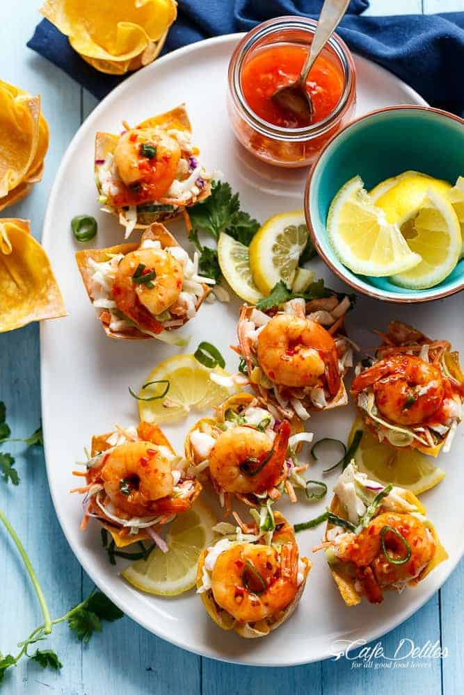 The ultimate appetiser! Garlic Prawn (Shrimp) Salad Wonton Cups with Sweet Chilli Sauce | https://cafedelites.com