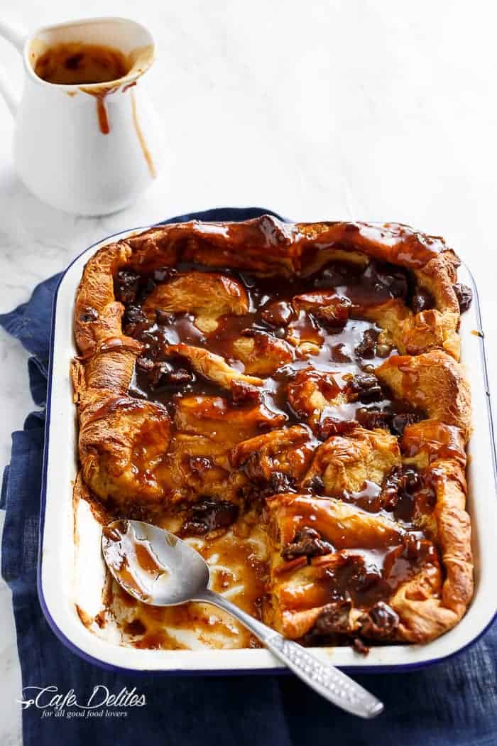 Sticky Date (Toffee) French Toast Bake/Casserole! Prepared either the day before or the morning of Christmas: a quick, easy and super decadent breakfast bake to enjoy after opening all of those presents!