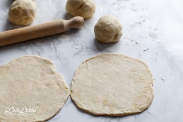  from last week is this incredibly easy flatbread recipe Easy Garlic Flatbread Recipe (No Yeast)