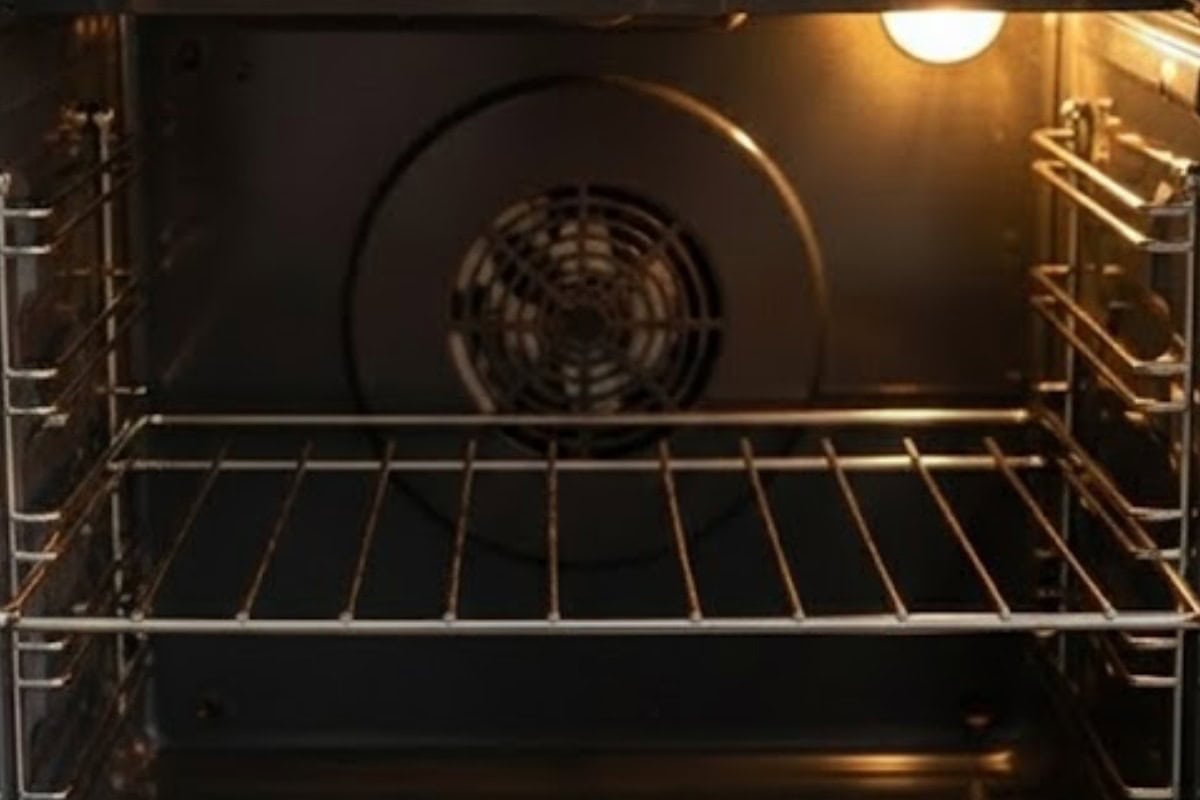 When ready to bake, preheat your oven to 176°C (350°F) and line a baking sheet with parchment paper.