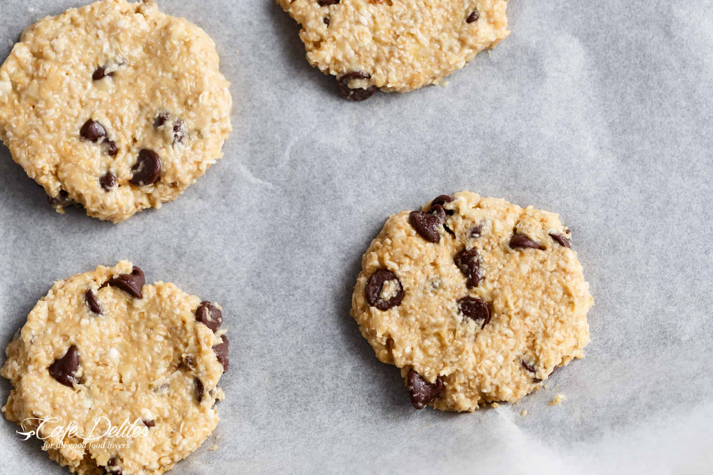 2-Ingredient Healthy Breakfast Cookies oven bake | https://cafedelites.com