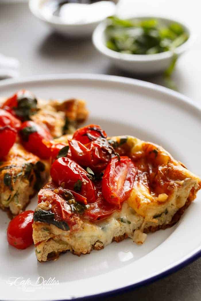 Caprese Spinach Frittata | https://cafedelites.com