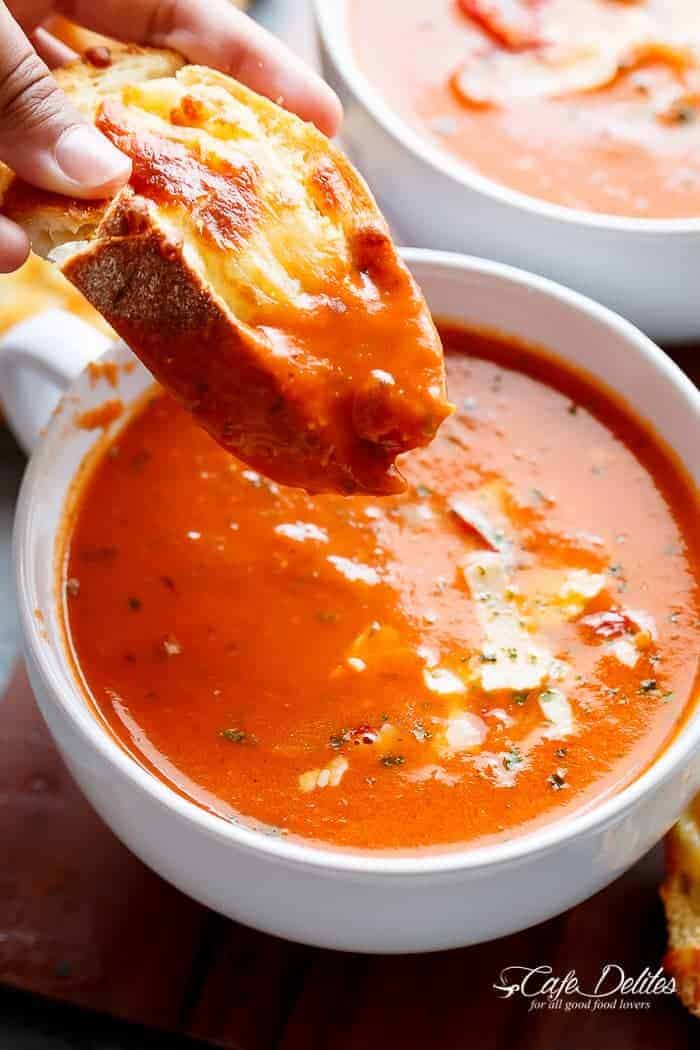 Creamy Roasted Tomato Basil Soup (No Cream) - Cafe Delites