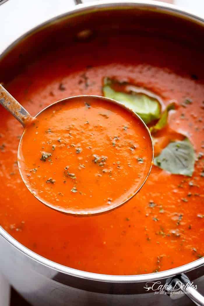 Creamy Roasted Tomato Basil Soup | https://cafedelites.com