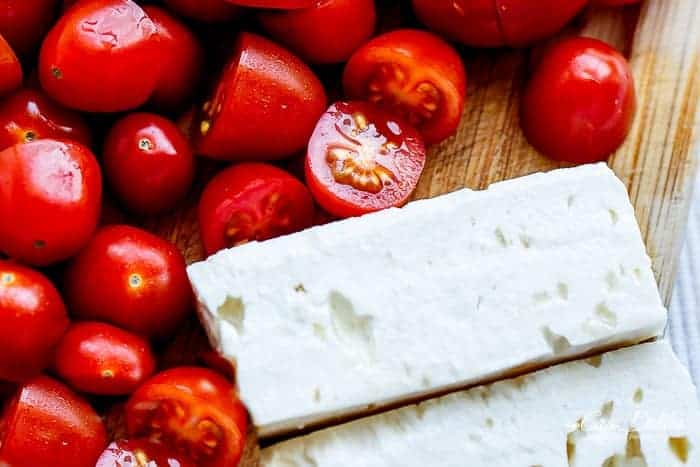 Ensalada de garbanzos y aguacate con balsámico |