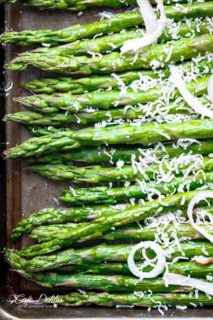 Garlic Browned Butter Baked Asparagus | https://cafedelites.com