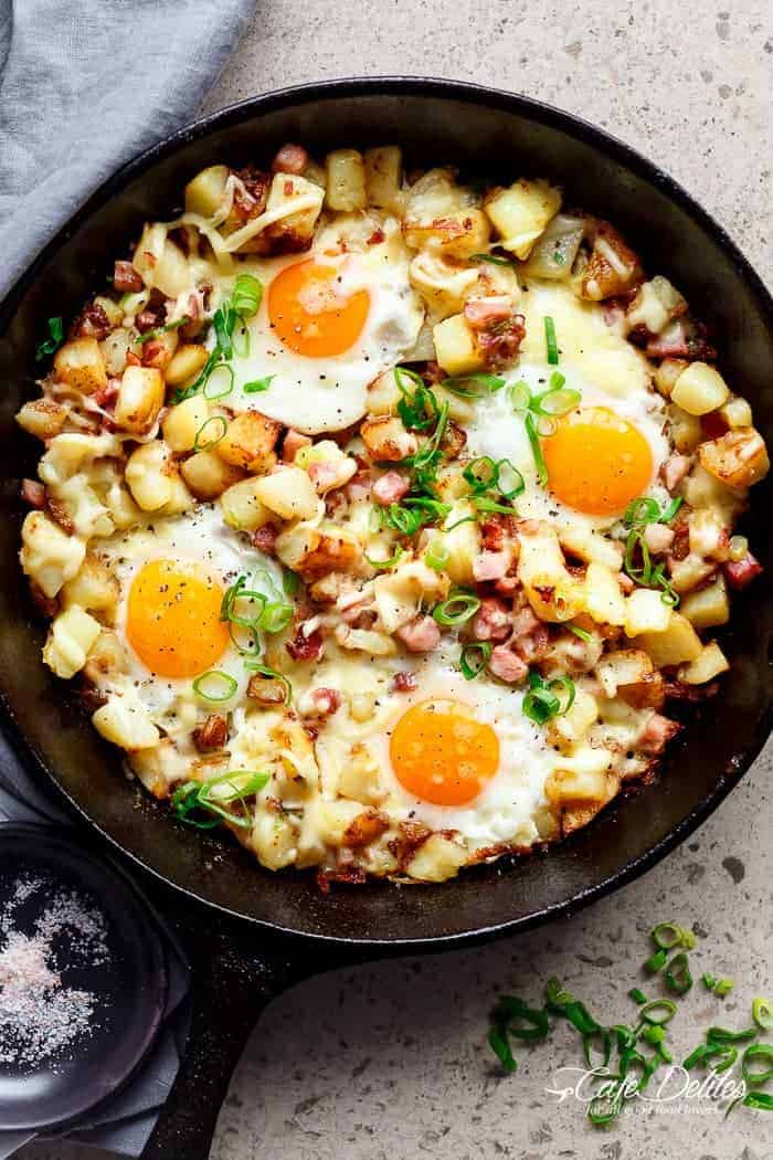 Cheesy Bacon and Egg Hash for breakfast, brunch, lunch or dinner! Easy to make and ready in 30 minutes -- all in one skillet or pan! | https://cafedelites.com