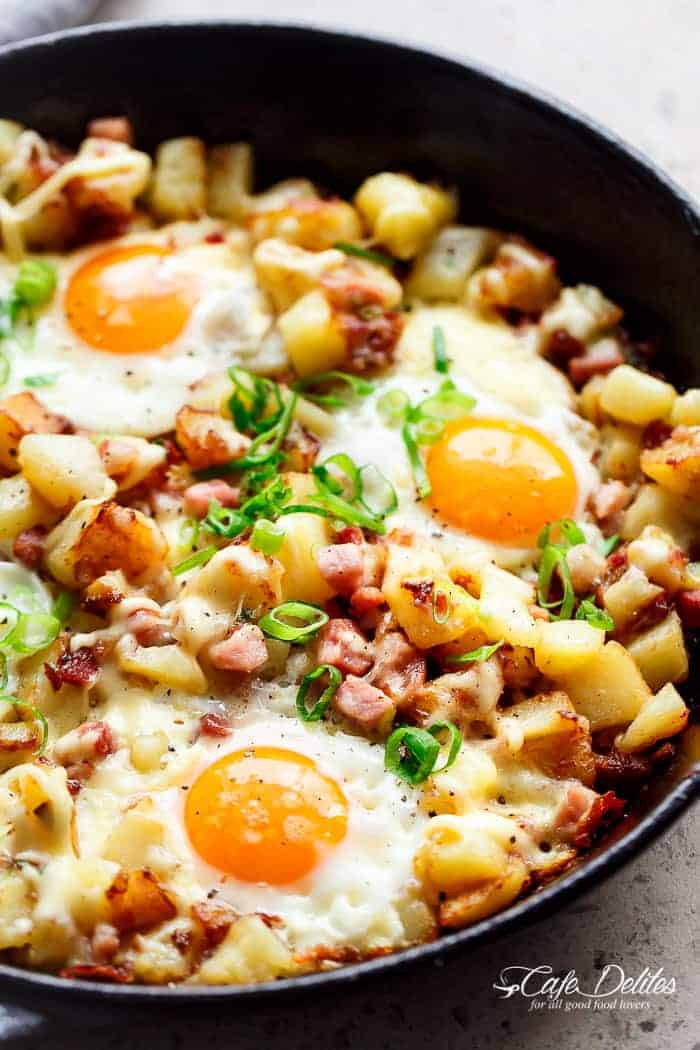 Cheesy Bacon and Egg Hash for breakfast, brunch, lunch or dinner! Easy to make and ready in 30 minutes -- all in one skillet or pan! | https://cafedelites.com