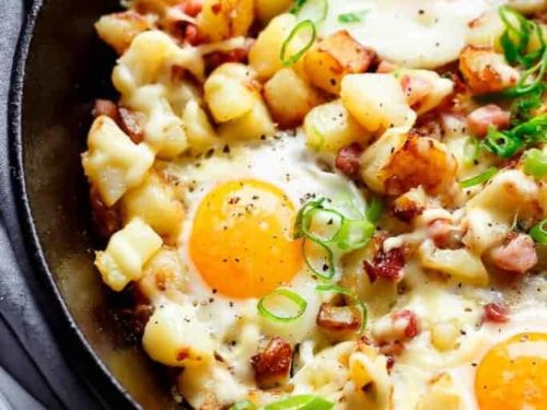 Smoky Bacon Cheddar Breakfast Hash